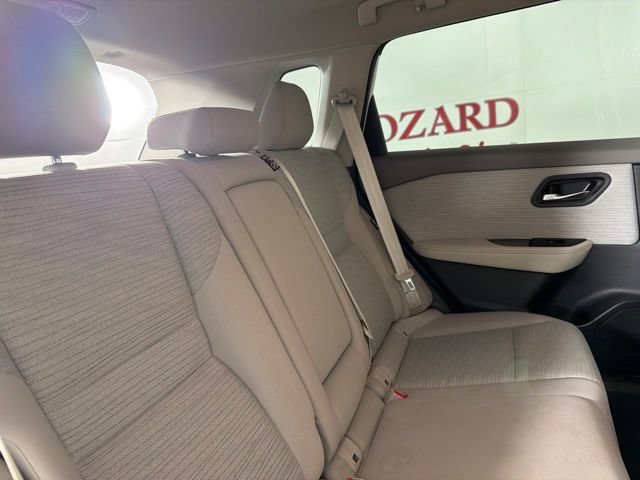 Used 2021 Nissan Rogue SV FWD image 18
