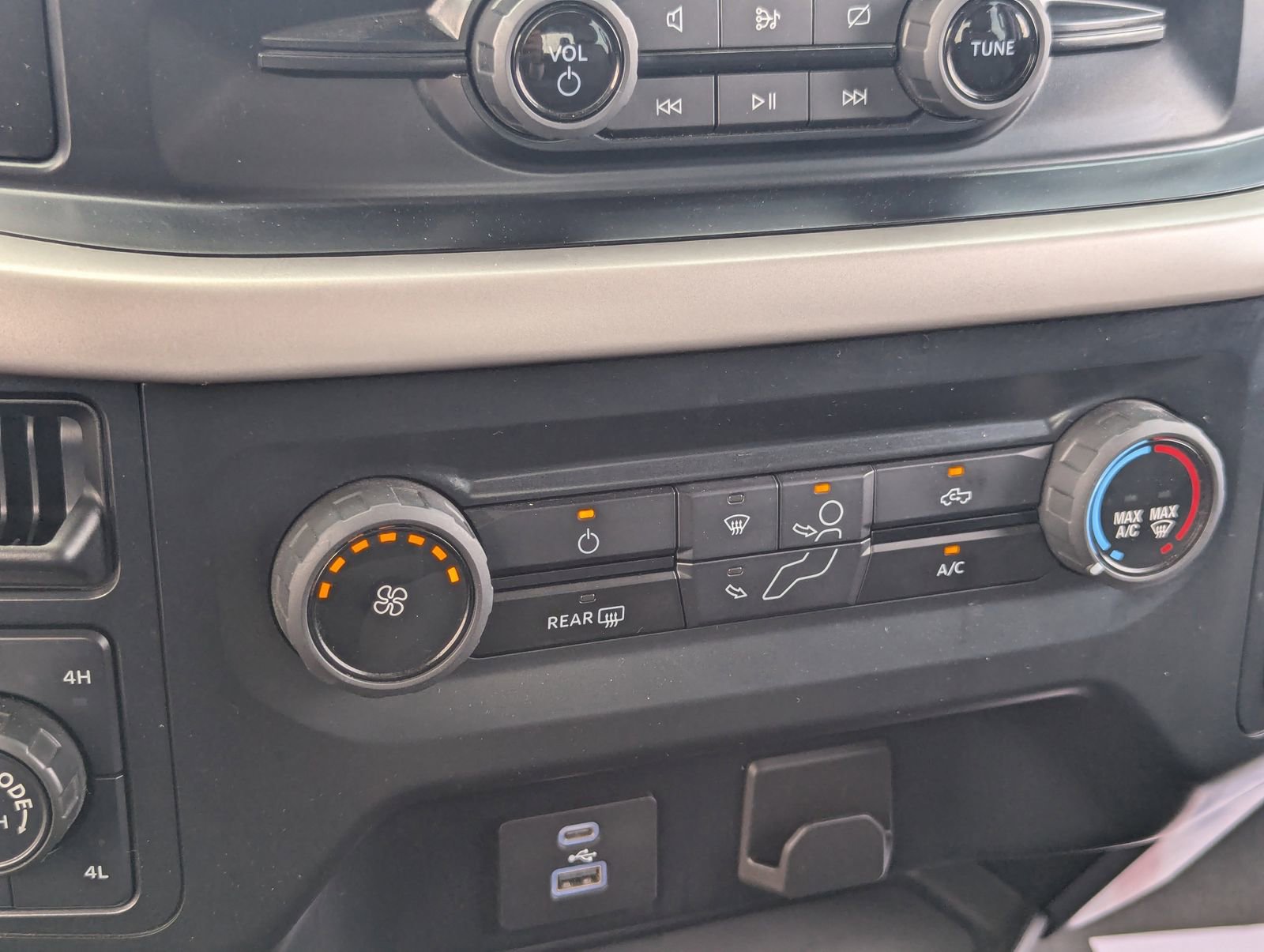 Certified 2023 Ford F150 XLT image 25