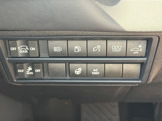 Used 2024 Toyota Sequoia Platinum RWD image 19