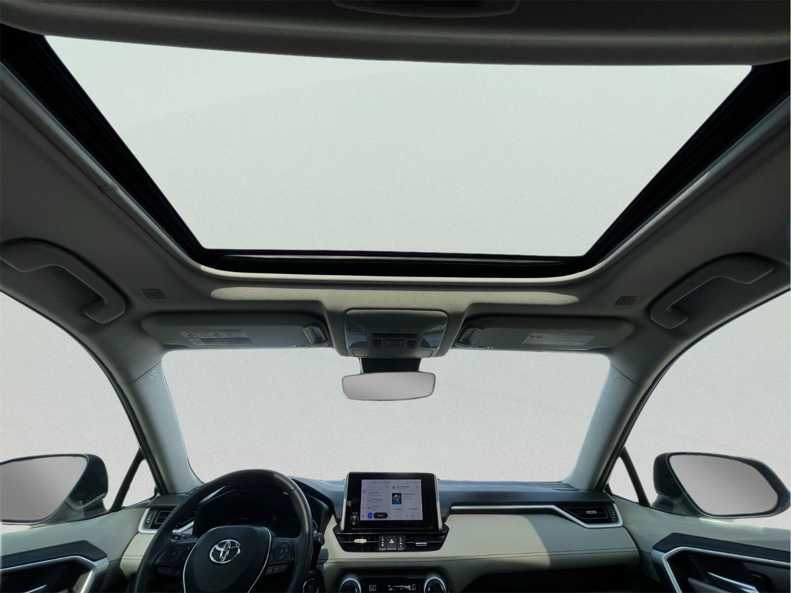 Used 2023 Toyota RAV4 XLE Premium FWD image 30