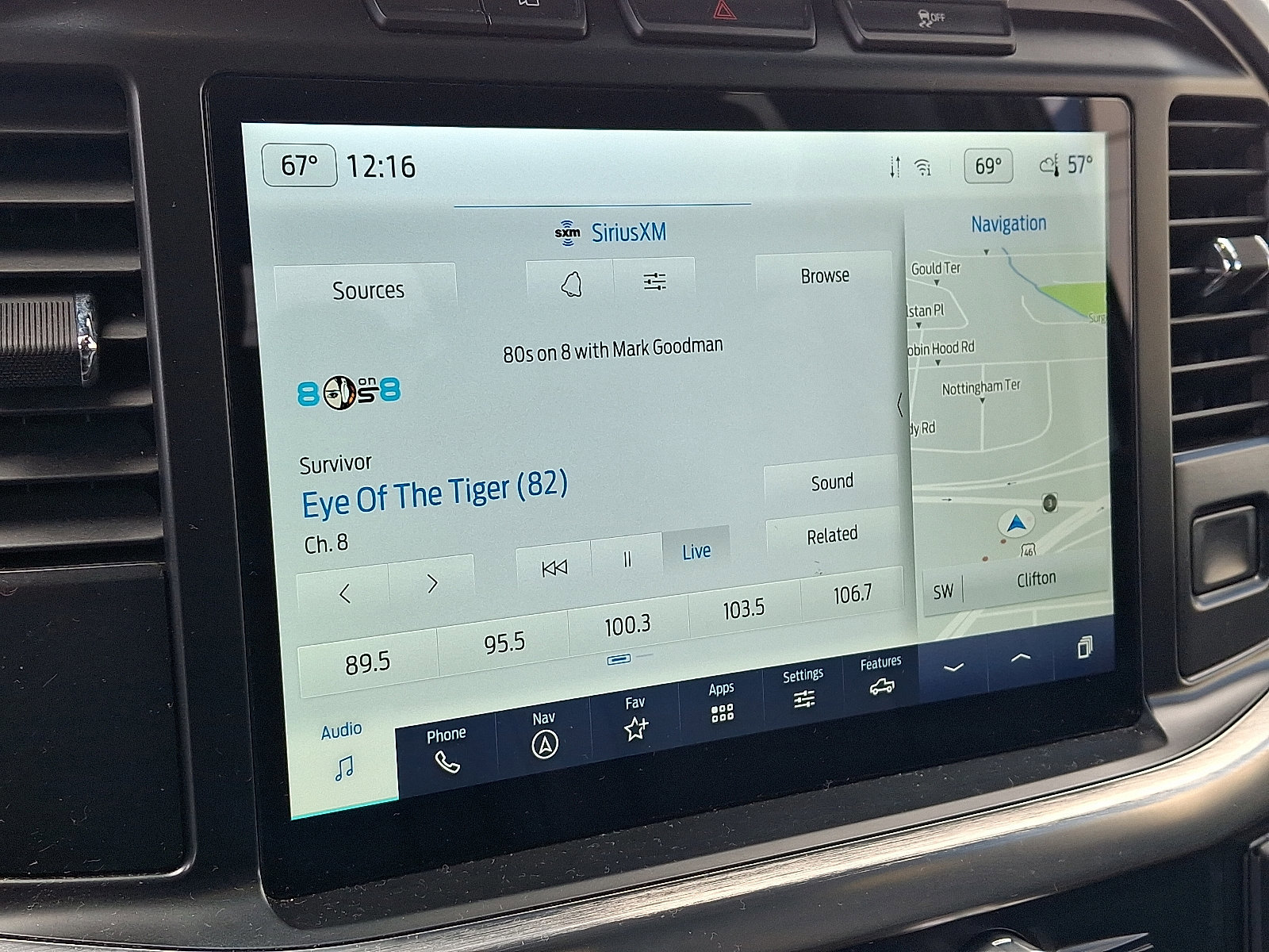 Certified 2022 Ford F150 Lariat w/ Equipment Group 501A Mid image 18