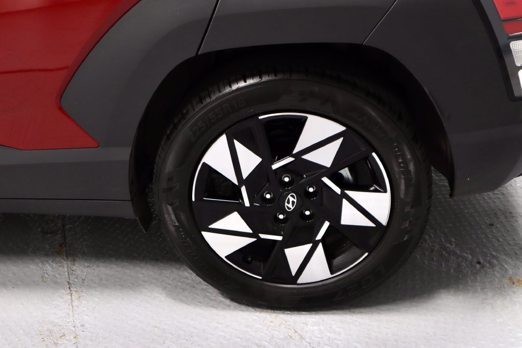 Used 2024 Hyundai Kona SEL FWD image 17