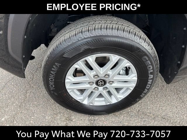 Used 2026 Toyota Tundra SR5 w/ SR5 Convenience Package AWD/4WD image 11