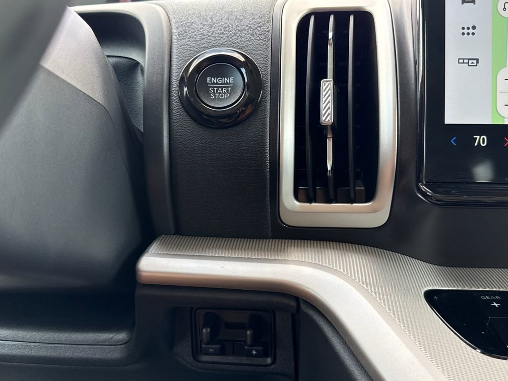 Certified 2025 Ford Expedition Max Active image 24