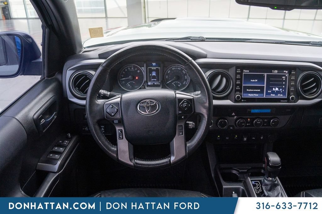 Used 2023 Toyota Tacoma TRD Sport w/ Technology Package AWD/4WD image 5
