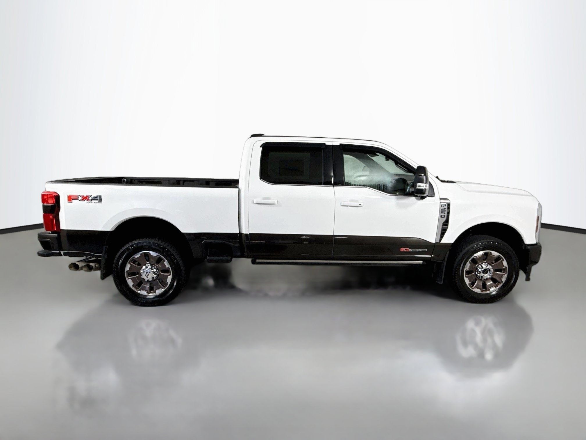 Certified 2024 Ford F250 King Ranch AWD/4WD image 8