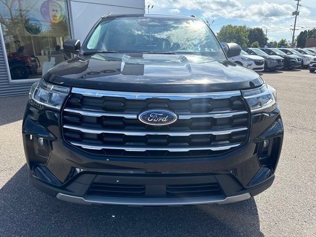 Certified 2026 Ford Explorer Active w/ Active Comfort Package AWD/4WD image 3