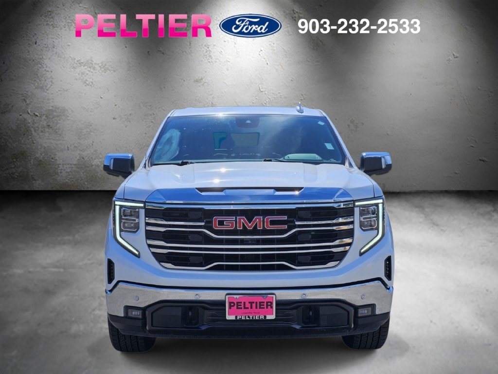 Used 2025 GMC Sierra 1500 SLT AWD/4WD image 2