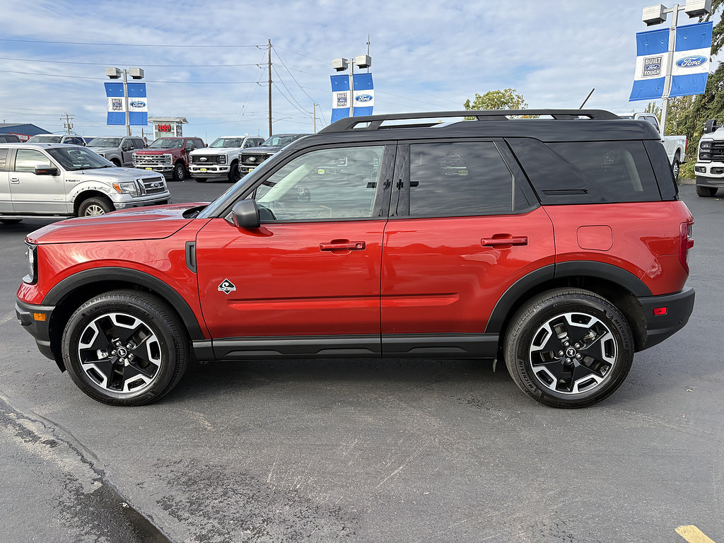 Certified 2023 Ford Bronco Sport Outer Banks w/ Tech Package AWD/4WD image 9