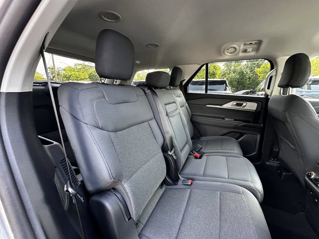 Certified 2025 Ford Explorer Active AWD/4WD image 38