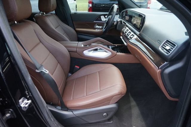 Used 2025 Mercedes-Benz GLS 450 4MATIC image 21