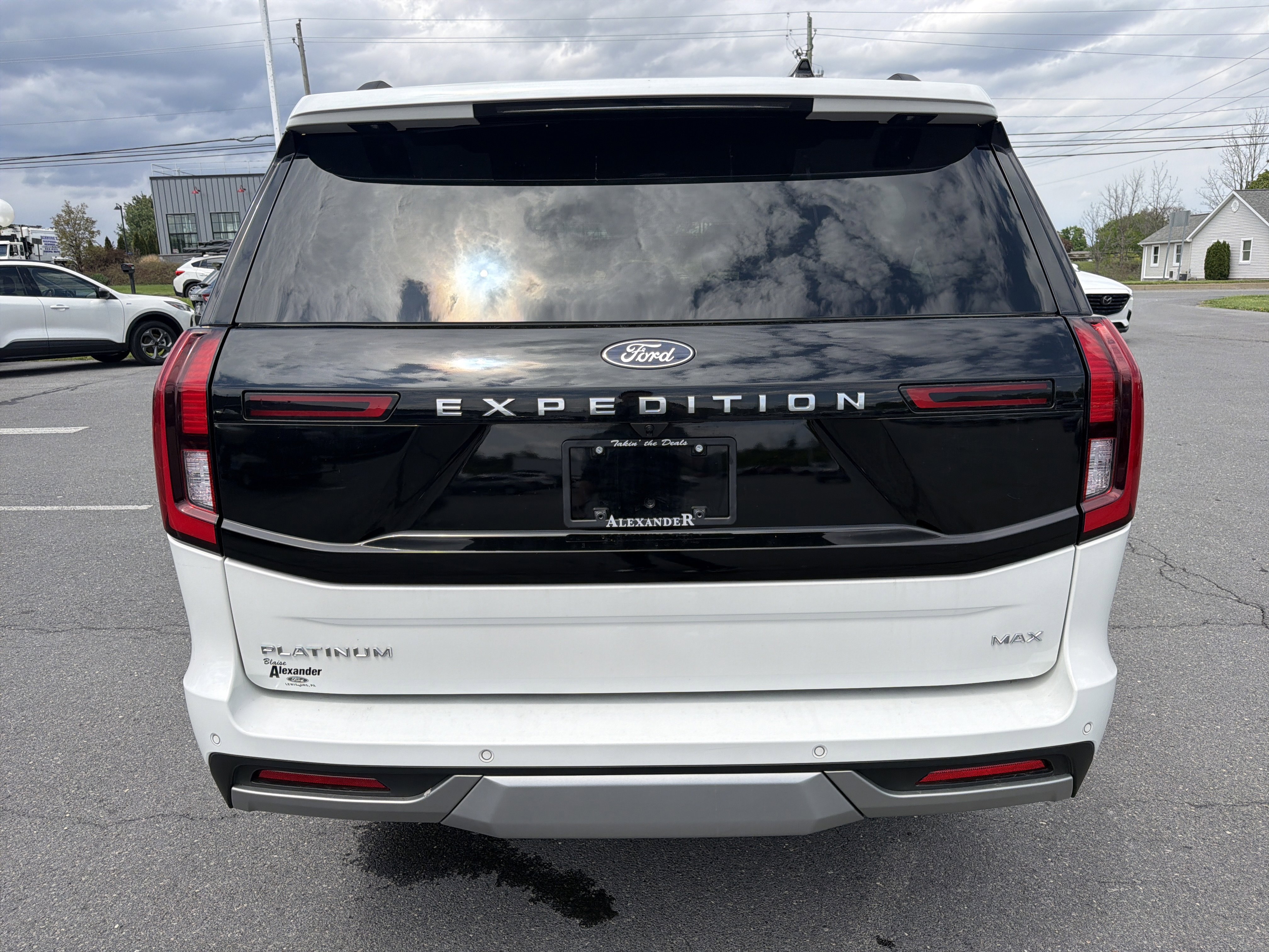 Certified 2025 Ford Expedition Max Platinum w/ Platinum Ultimate Package AWD/4WD video 4