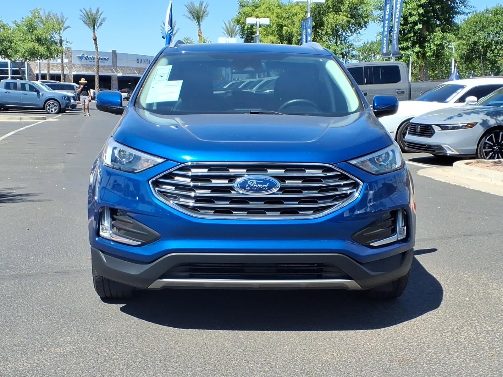 Certified 2022 Ford Edge SEL w/ Convenience Package AWD/4WD image 2