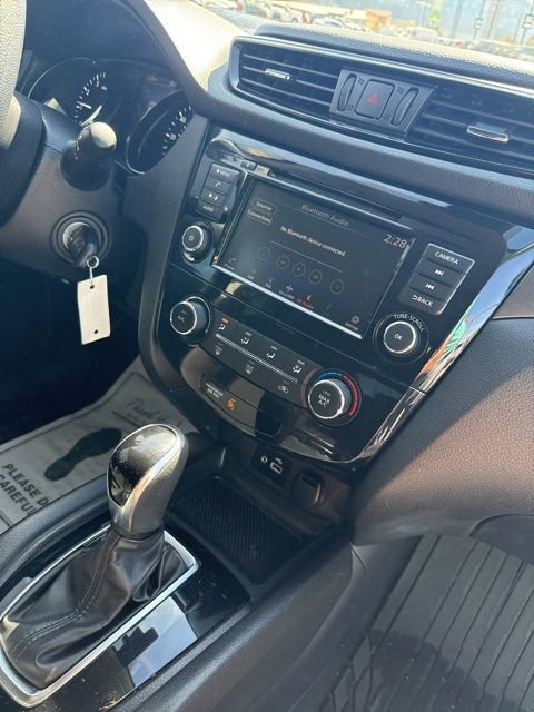 Used 2020 Nissan Rogue Sport S w/ Appearance Package image 23