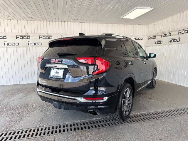 Used 2020 GMC Terrain Denali w/ Denali Premium Package FWD image 10