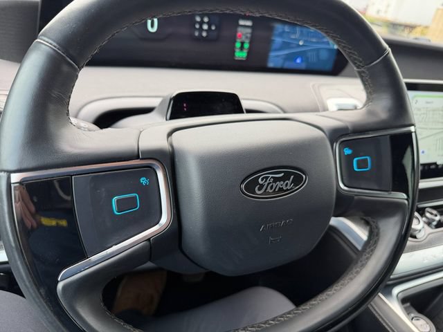 Certified 2025 Ford Expedition Max Platinum w/ Stealth Appearance Package AWD/4WD image 19