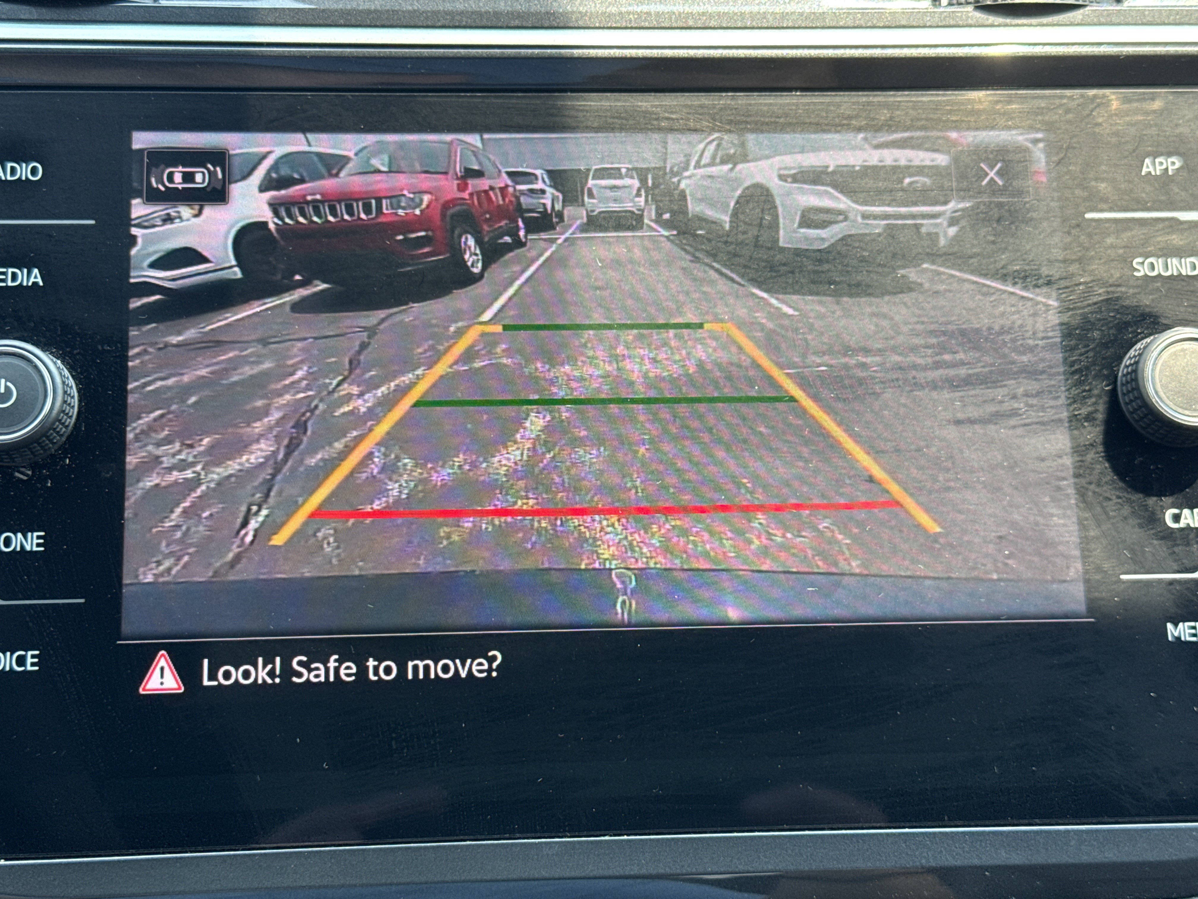 Used 2024 Volkswagen Tiguan SE FWD image 20