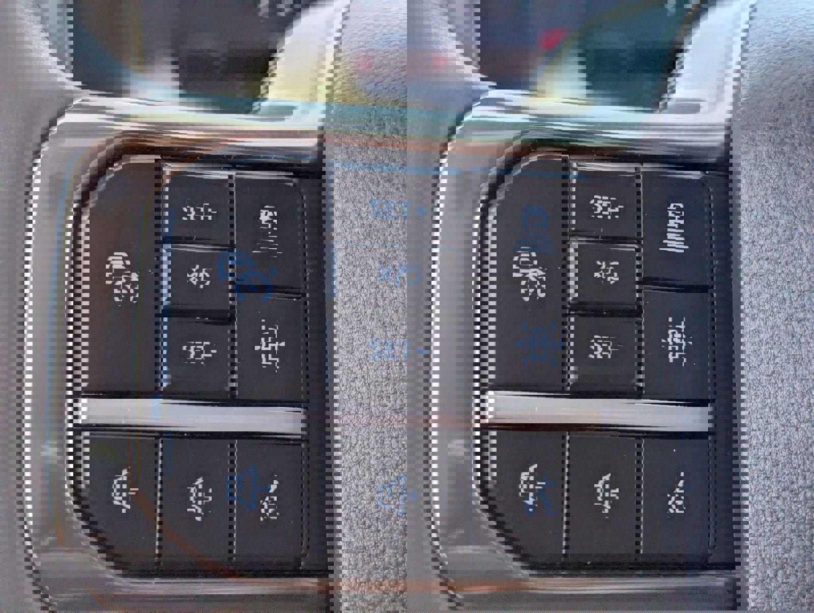 Certified 2026 Ford F250 Platinum w/ Platinum Plus Package AWD/4WD image 28