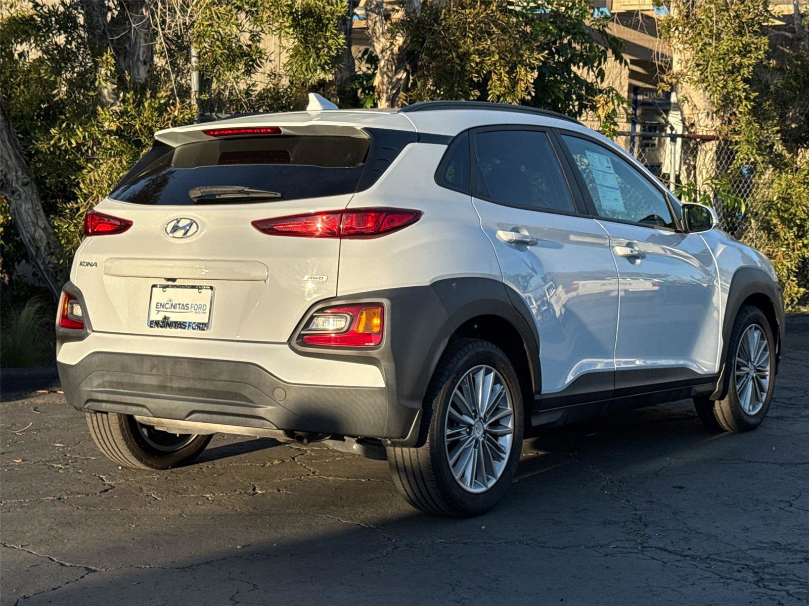 Used 2019 Hyundai Kona SEL w/ SEL Tech Package 02 image 5