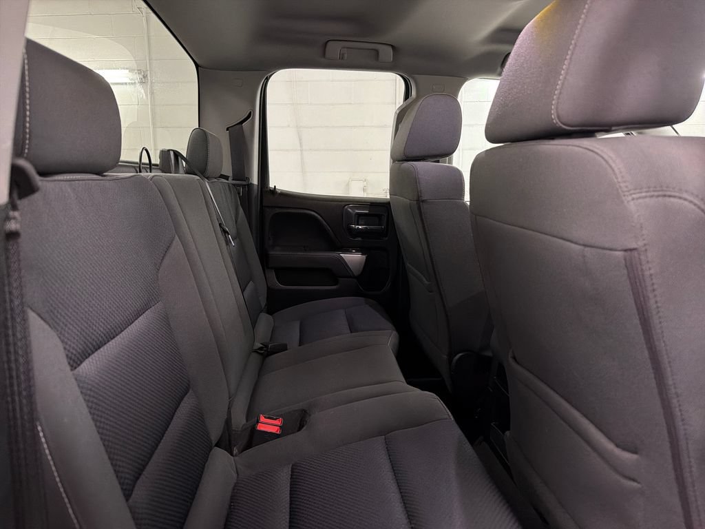 Used 2019 Chevrolet Silverado 1500 LT RWD image 28