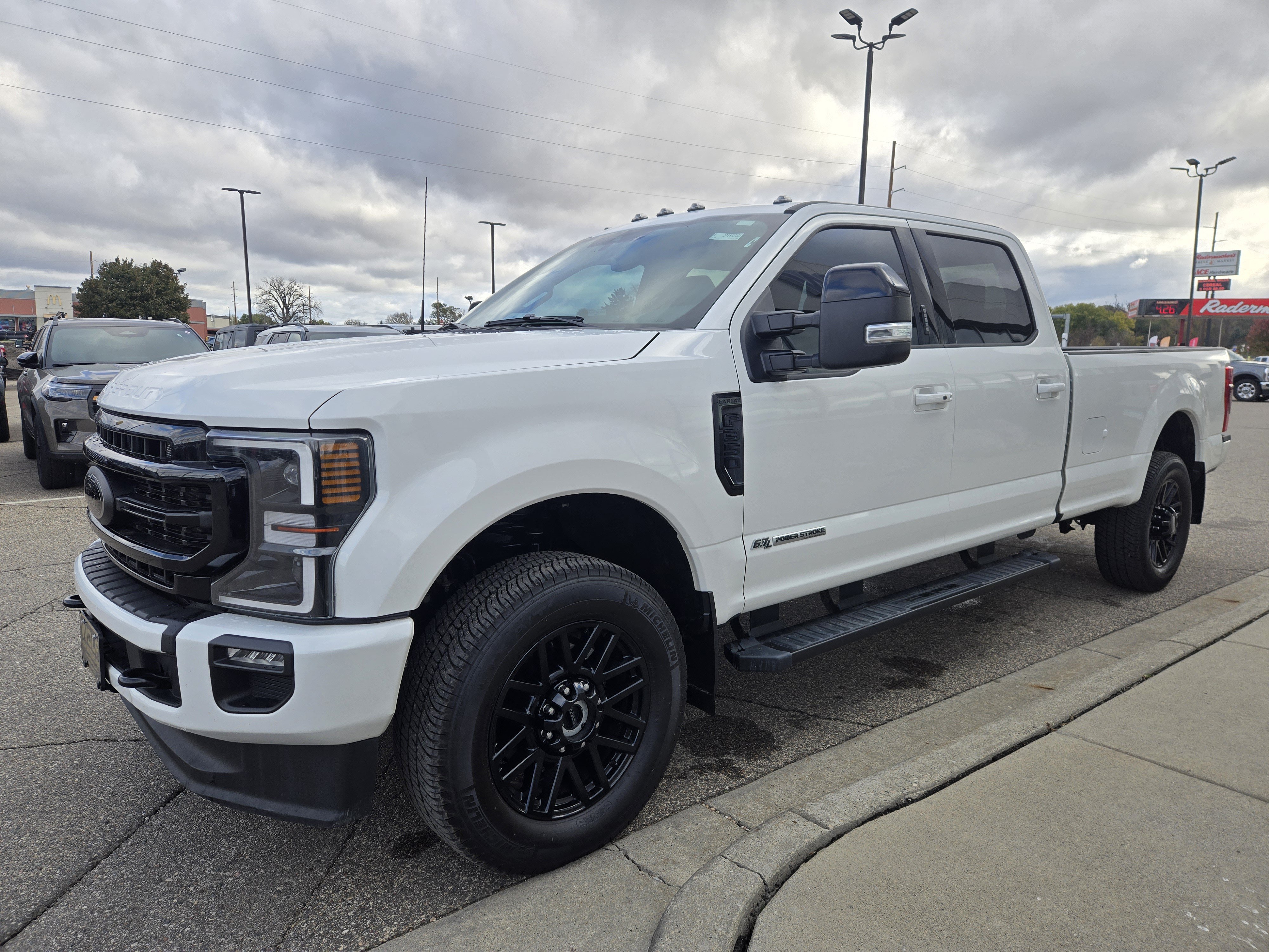 Certified 2022 Ford F350 Lariat w/ Lariat Ultimate Package AWD/4WD image 17