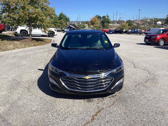 Used 2024 Chevrolet Malibu LS FWD image 2