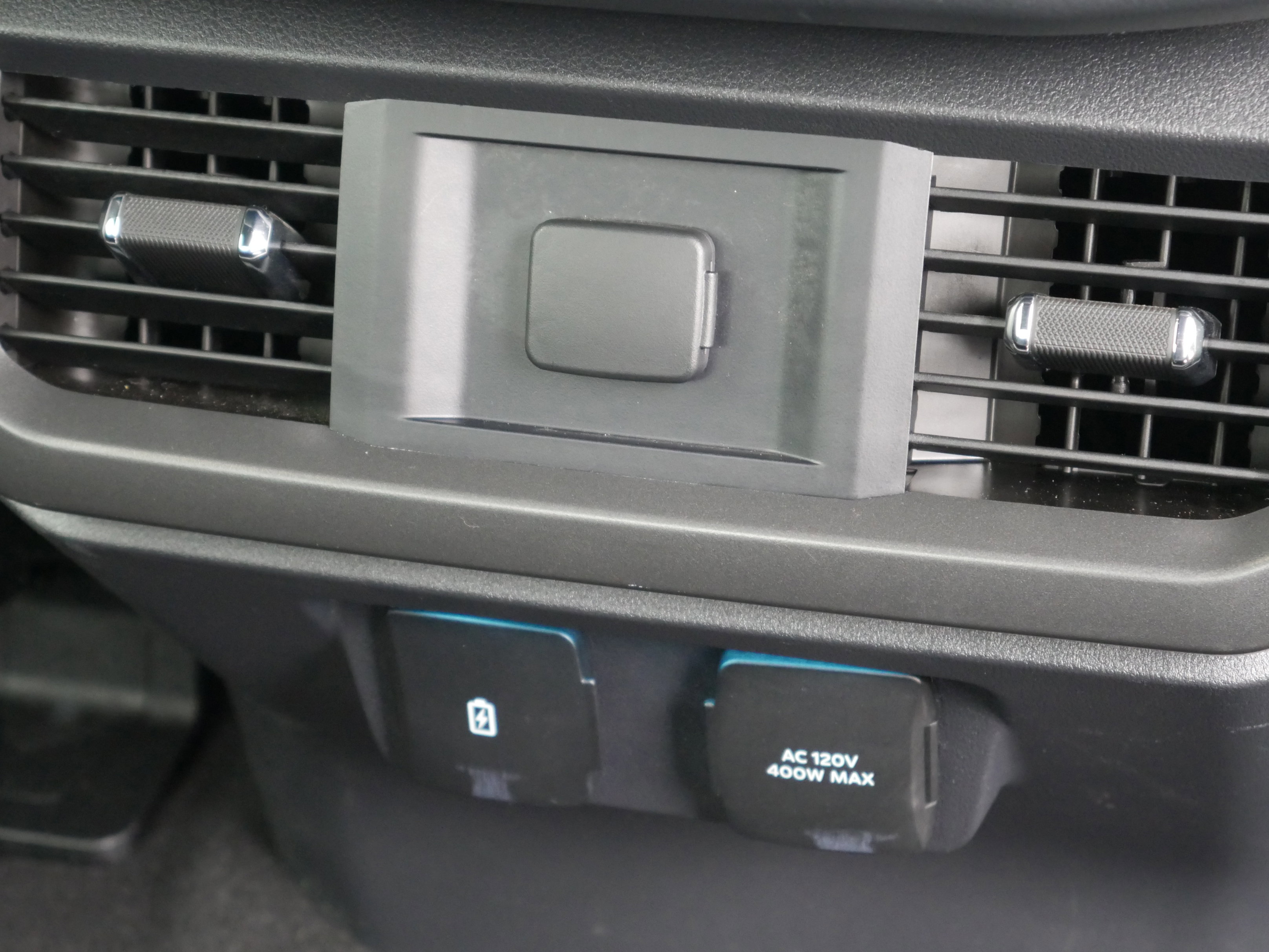 Certified 2024 Ford F150 XLT w/ Equipment Group 302A MID image 35