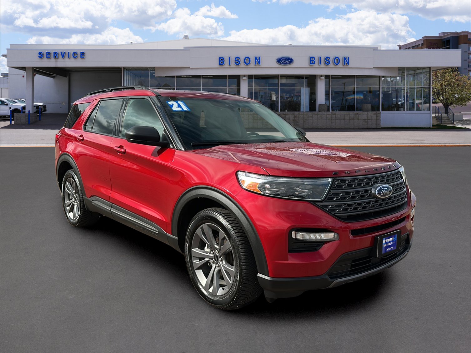 Certified 2021 Ford Explorer XLT w/ Equipment Group 202A