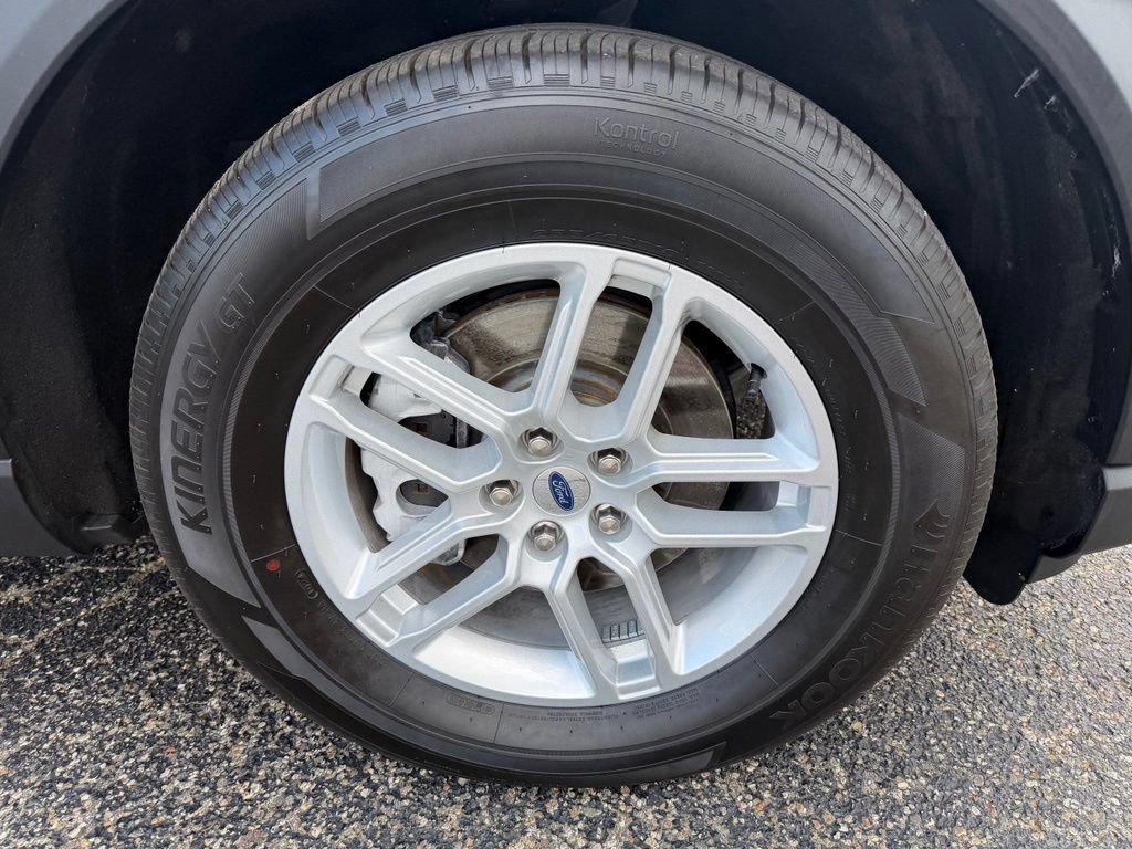 Certified 2025 Ford Explorer Active AWD/4WD image 33