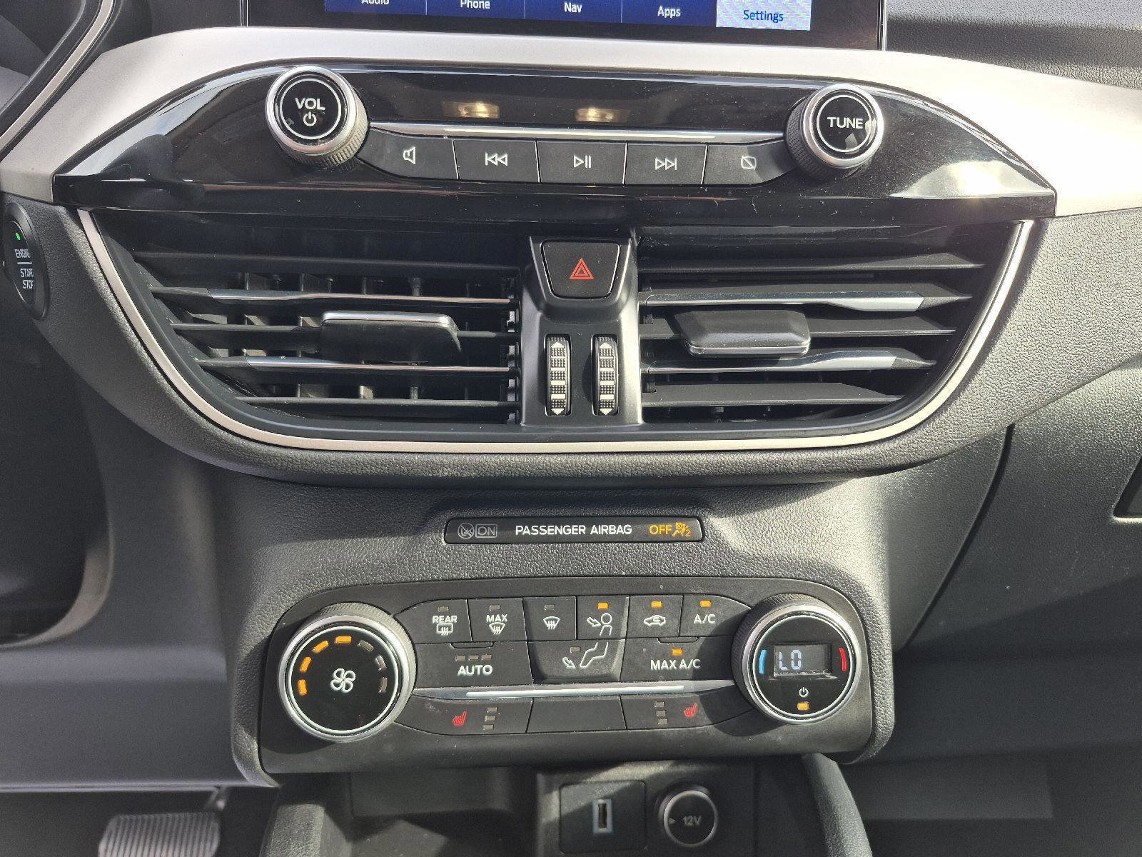 Certified 2020 Ford Escape SE image 12