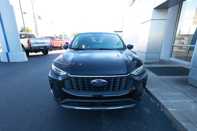 Certified 2023 Ford Escape Active w/ Tech Pack #1 AWD/4WD image 2