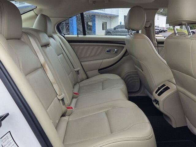Certified 2019 Ford Taurus Limited FWD image 15