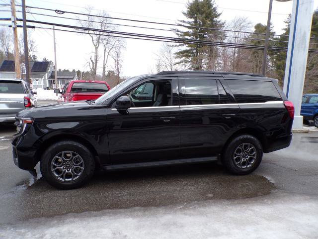 Certified 2025 Ford Expedition Active AWD/4WD image 4