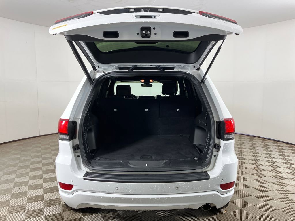 Used 2021 Jeep Grand Cherokee Laredo X image 28