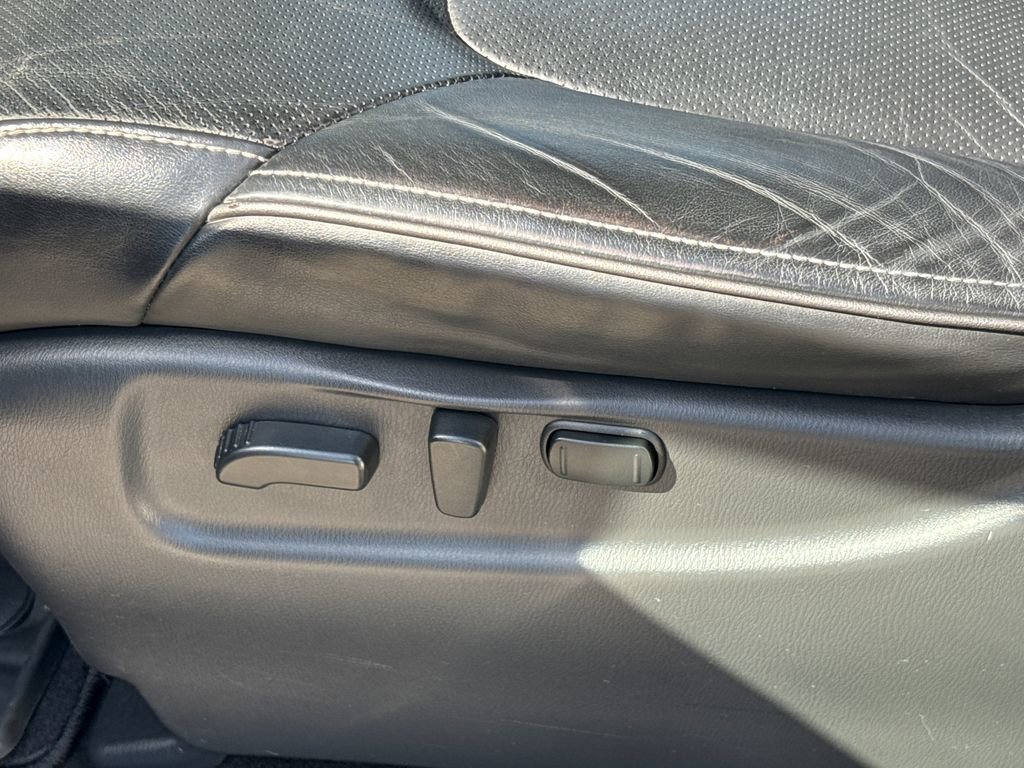 Used 2019 INFINITI QX80 Luxe w/ All-Season Package image 25