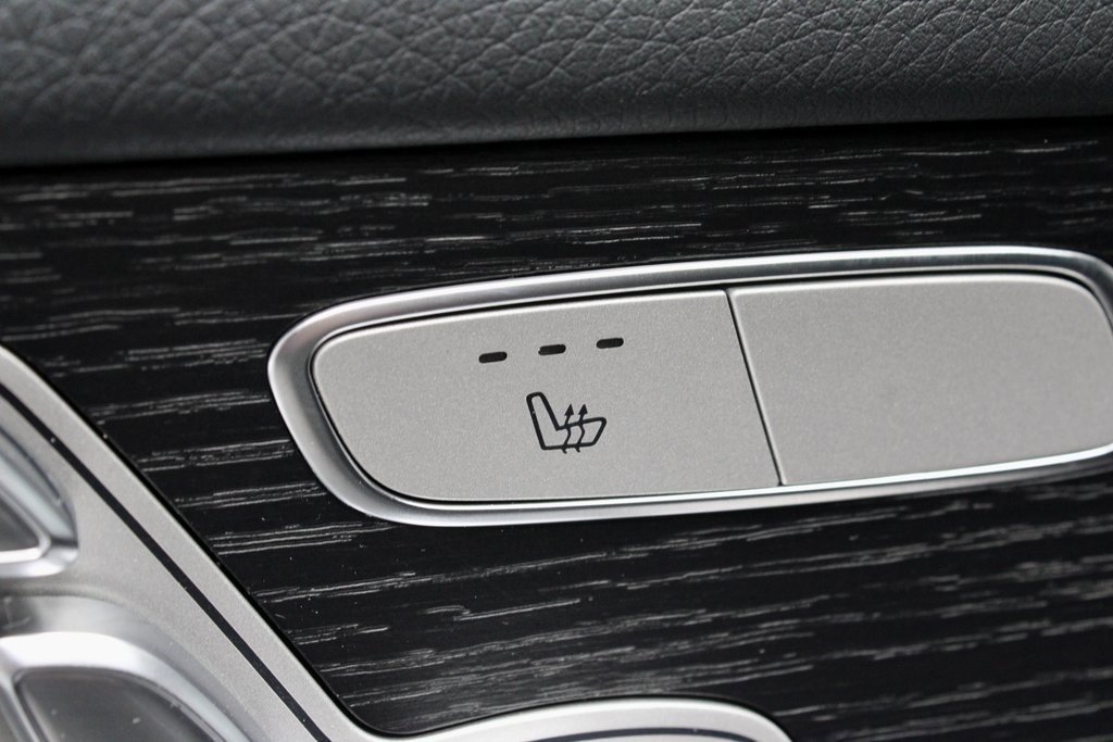 Used 2022 Mercedes-Benz GLC 300 4MATIC image 11