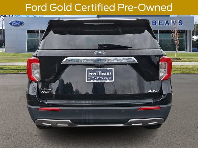 Certified 2022 Ford Explorer XLT w/ Equipment Group 202A AWD/4WD image 8