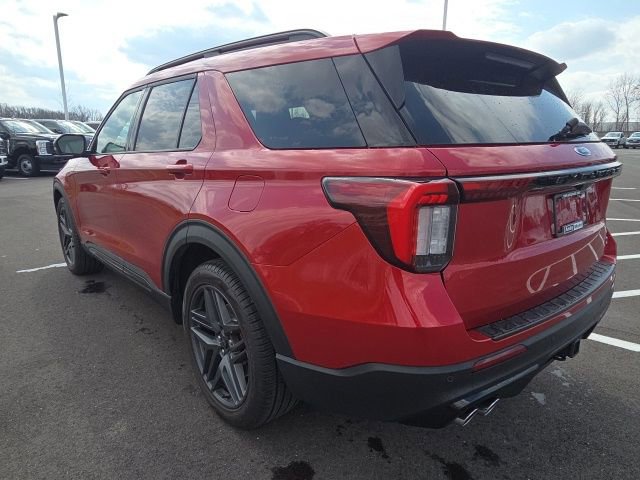 Certified 2025 Ford Explorer ST AWD/4WD image 14
