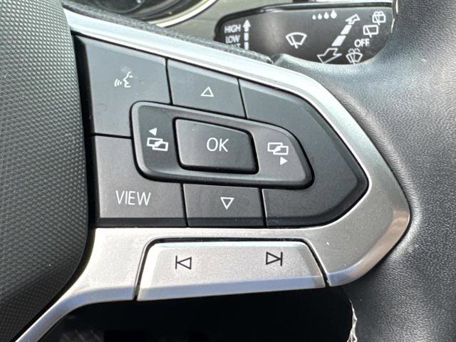 Used 2021 Volkswagen Atlas Cross Sport SE FWD image 28