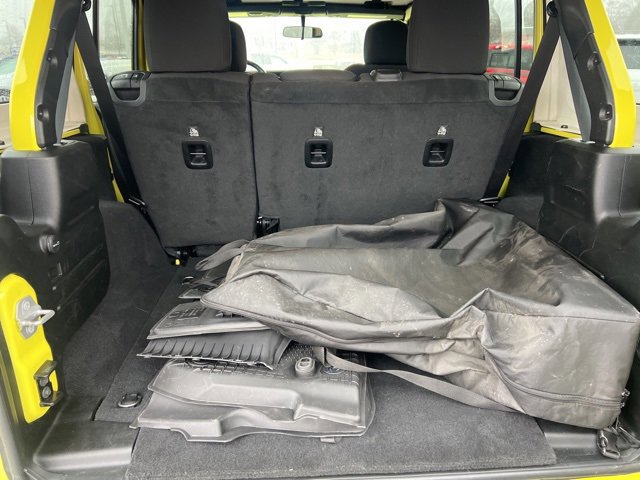 Used 2023 Jeep Wrangler Willys image 25