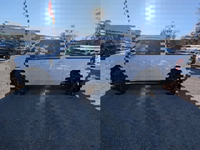 Certified 2023 Ford Maverick Lariat w/ Lariat Luxury Package image 2