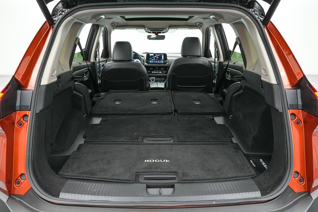 Used 2023 Nissan Rogue Platinum w/ Platinum Premium Package image 23