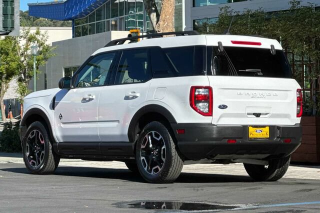 Certified 2023 Ford Bronco Sport Outer Banks w/ Tech Package AWD/4WD image 6