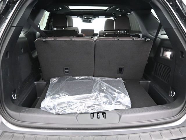 Certified 2025 Ford Explorer Platinum image 21