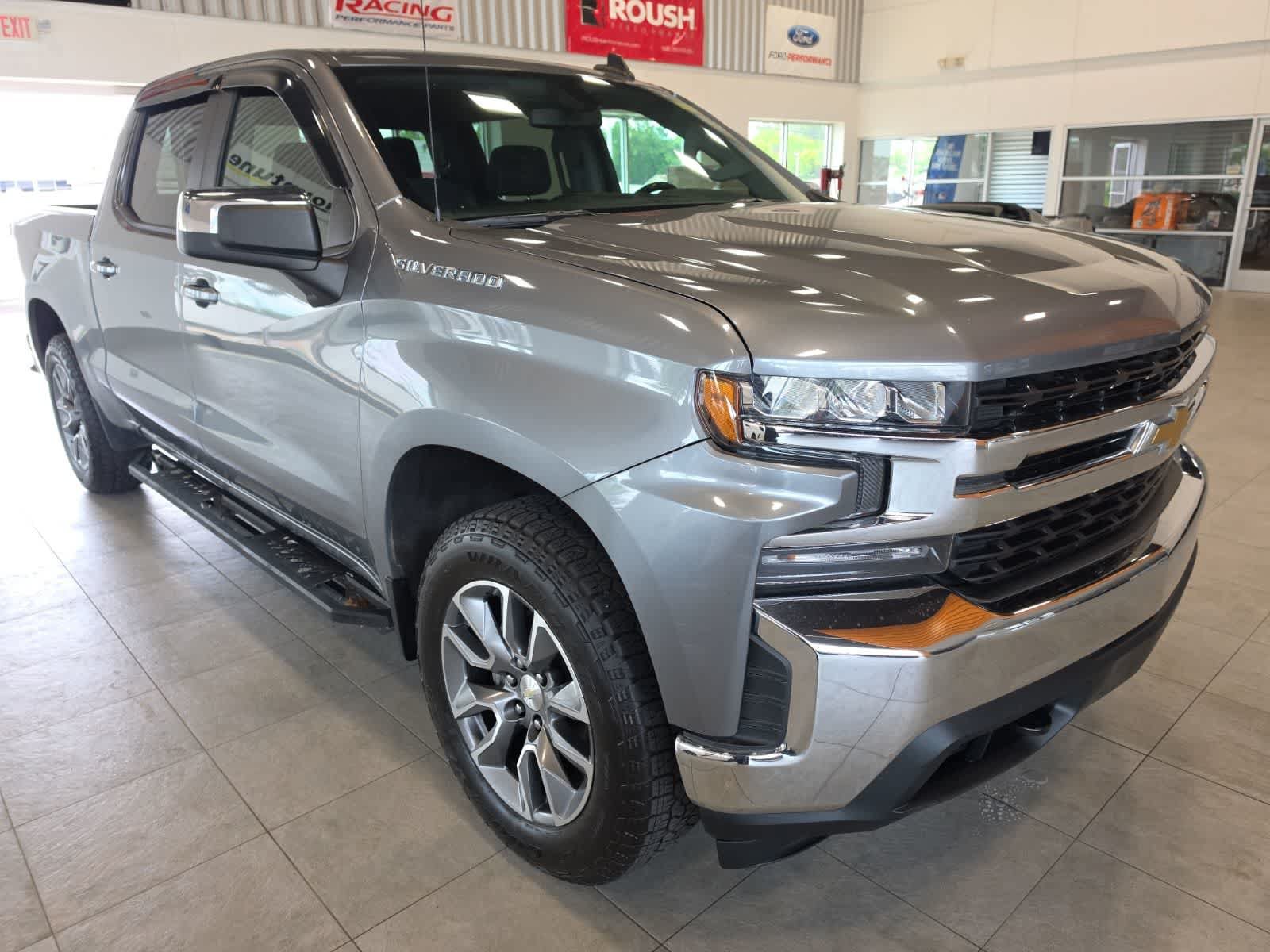 Used 2020 Chevrolet Silverado 1500 LT w/ All-Star Edition AWD/4WD image 4