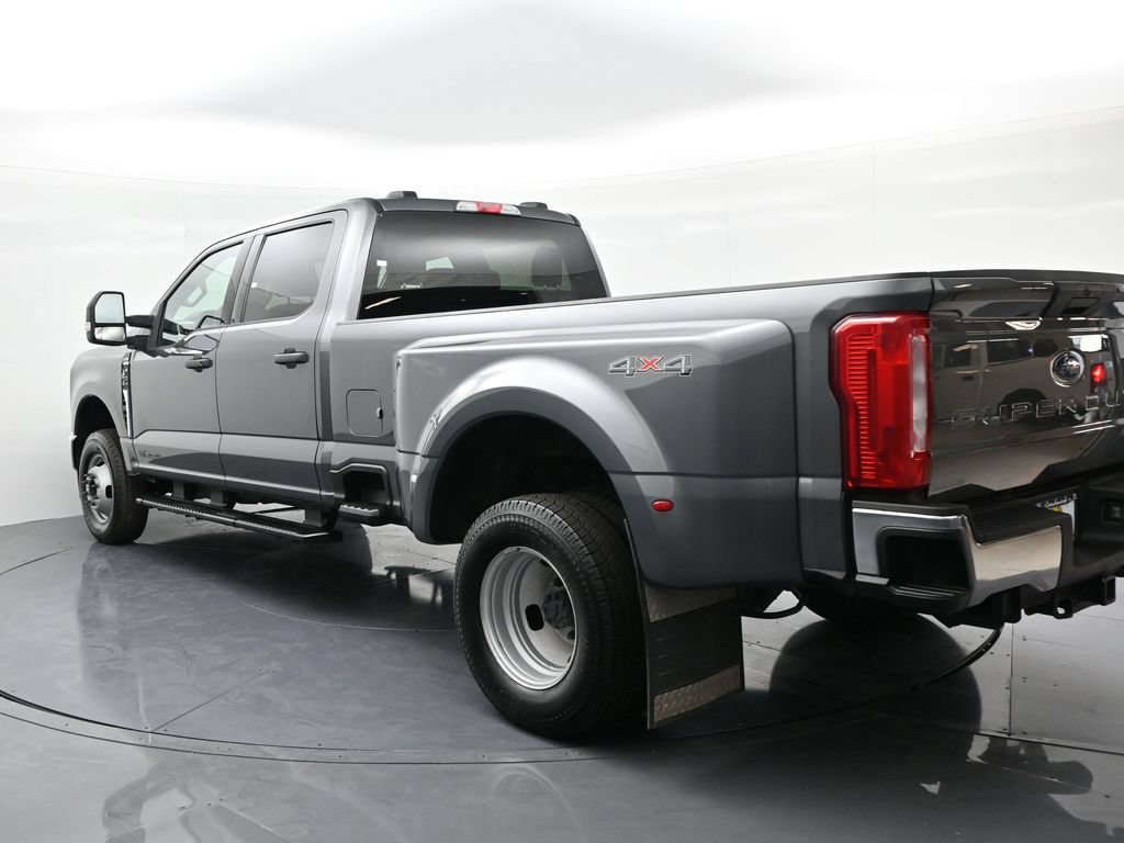 Certified 2025 Ford F350 XLT AWD/4WD image 8
