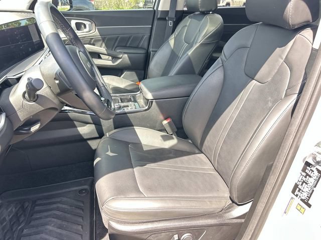 Used 2025 Kia Sorento SX FWD image 36
