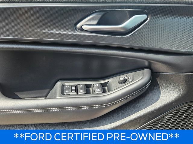 Used 2025 Jeep Grand Cherokee L Altitude RWD image 31