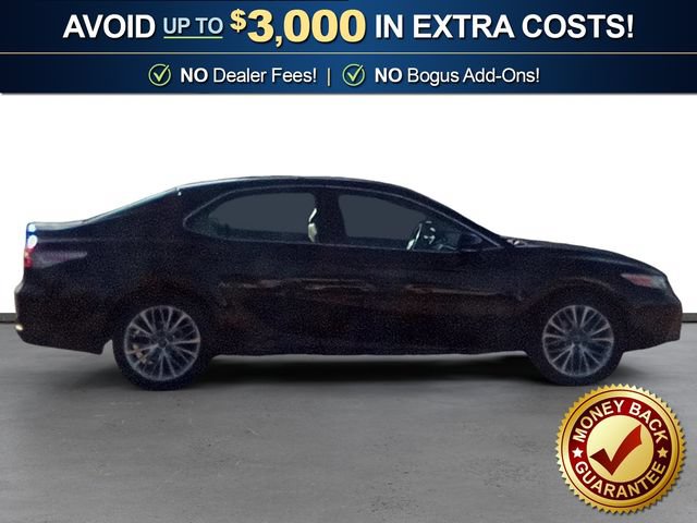 Used 2018 Toyota Camry XLE FWD image 8