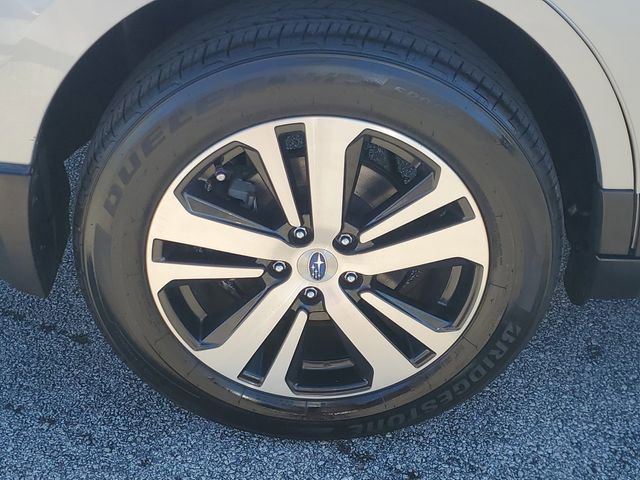 Used 2018 Subaru Outback 2.5i Limited image 5